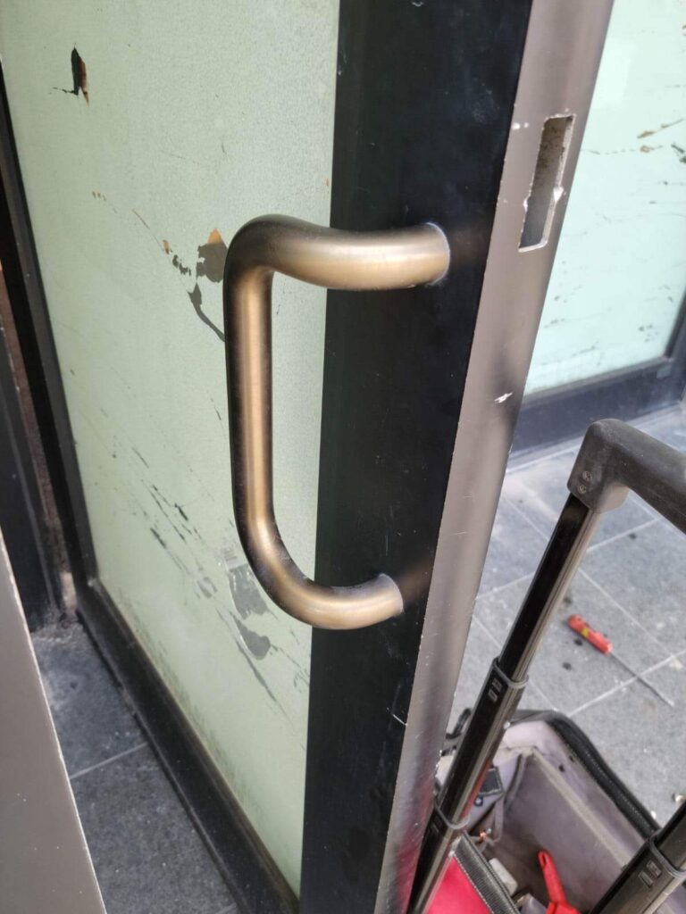 storefront door repair